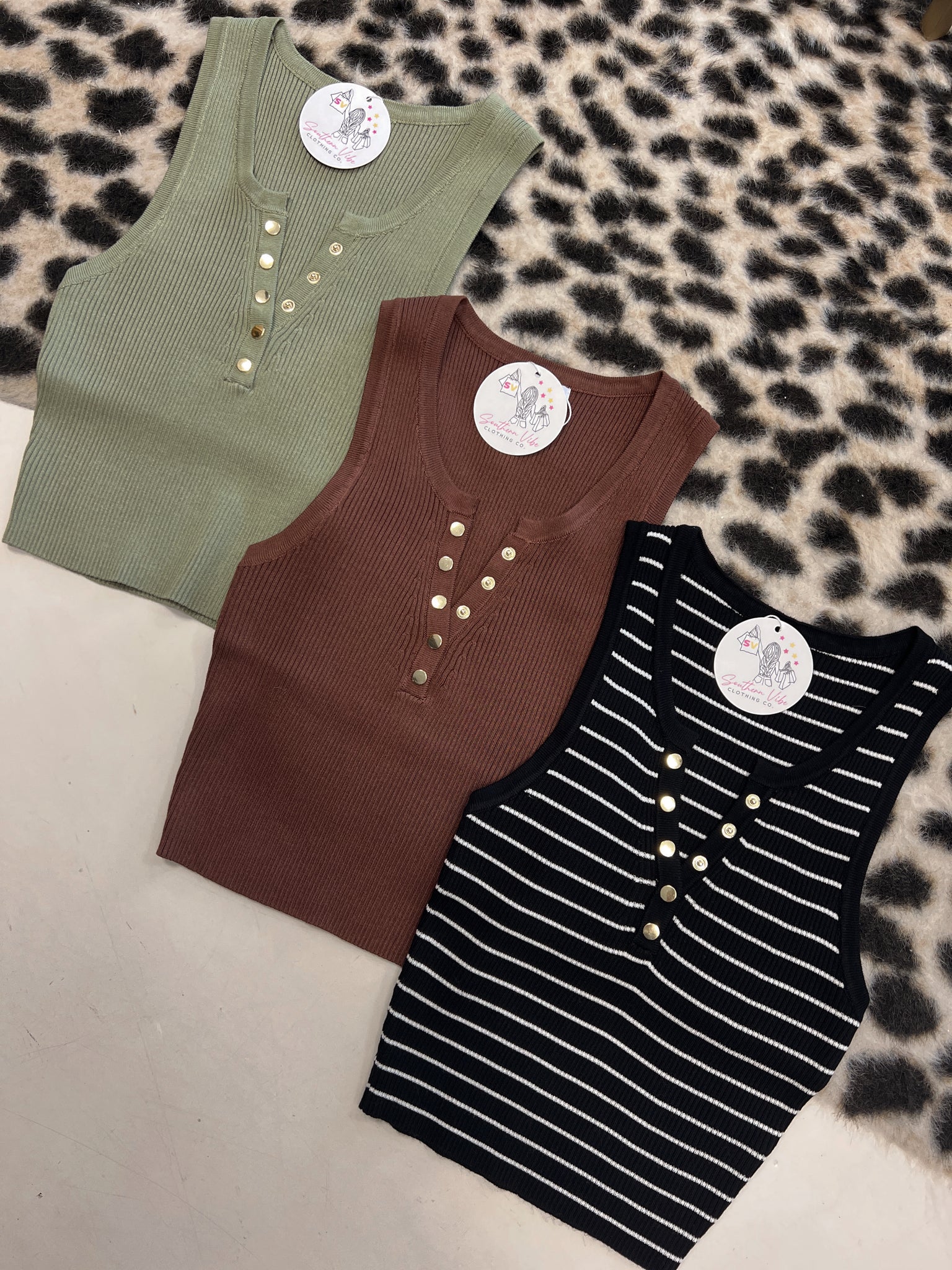 Knit Button Crop // Brown