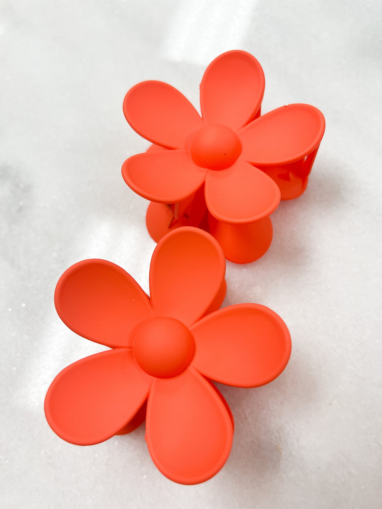 Daisy Hair Clips// 18 Colors