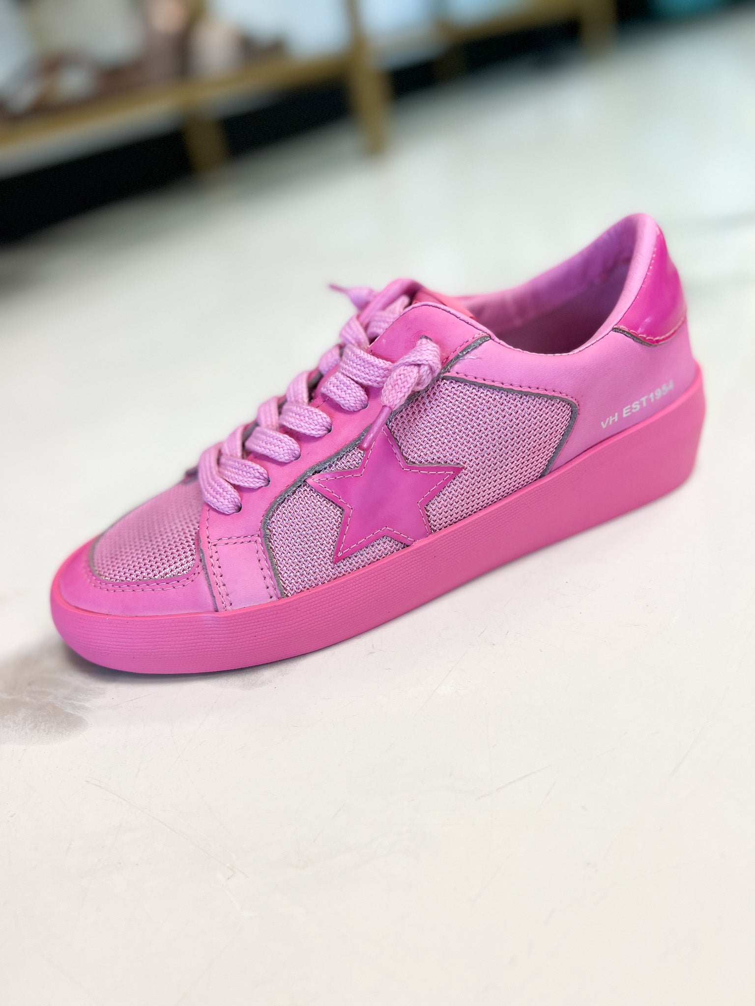 VH Hard Pink Sneaker